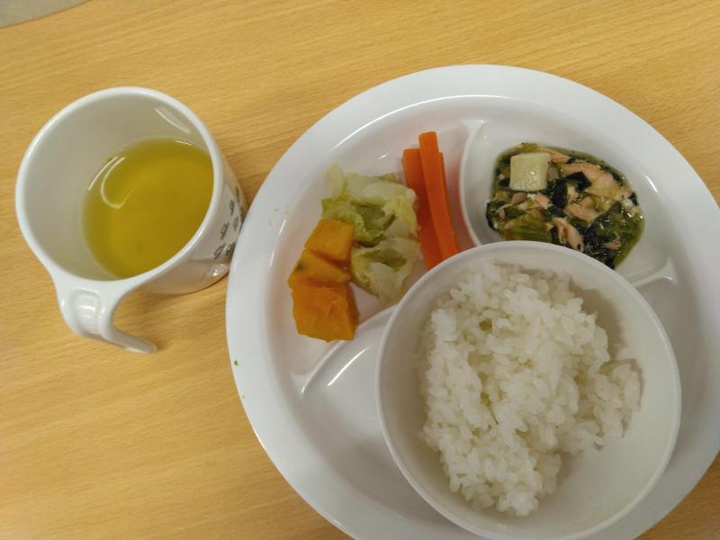 R6.12.4離乳食.jpg